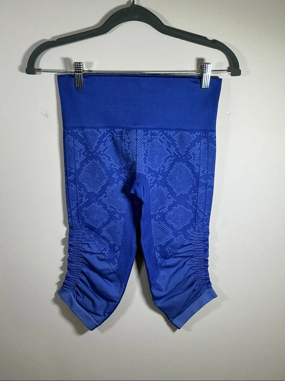 Lululemon Blue Cropped Leggings Ruched Hem Size 6 (Estimated)